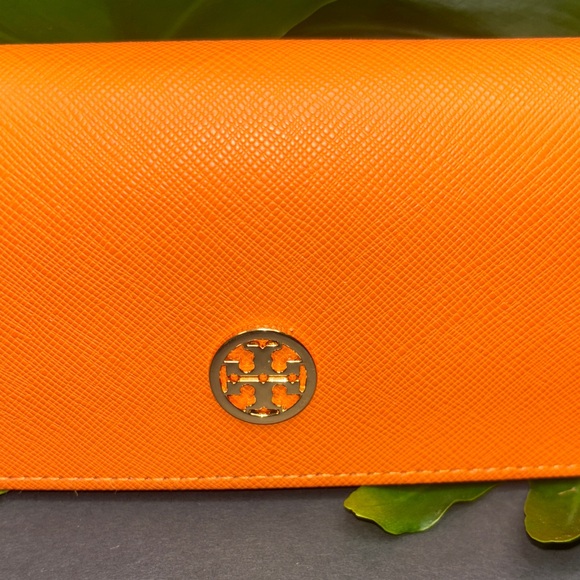 Tory Burch Orange Sunglasses Case - Picture 2 of 16